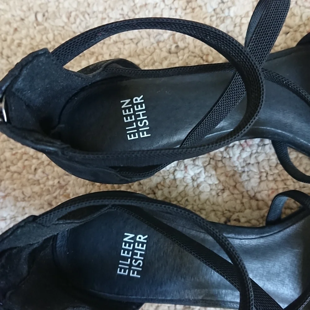 Eileen Fisher may sandal in black nubuck leather back zipper size 8